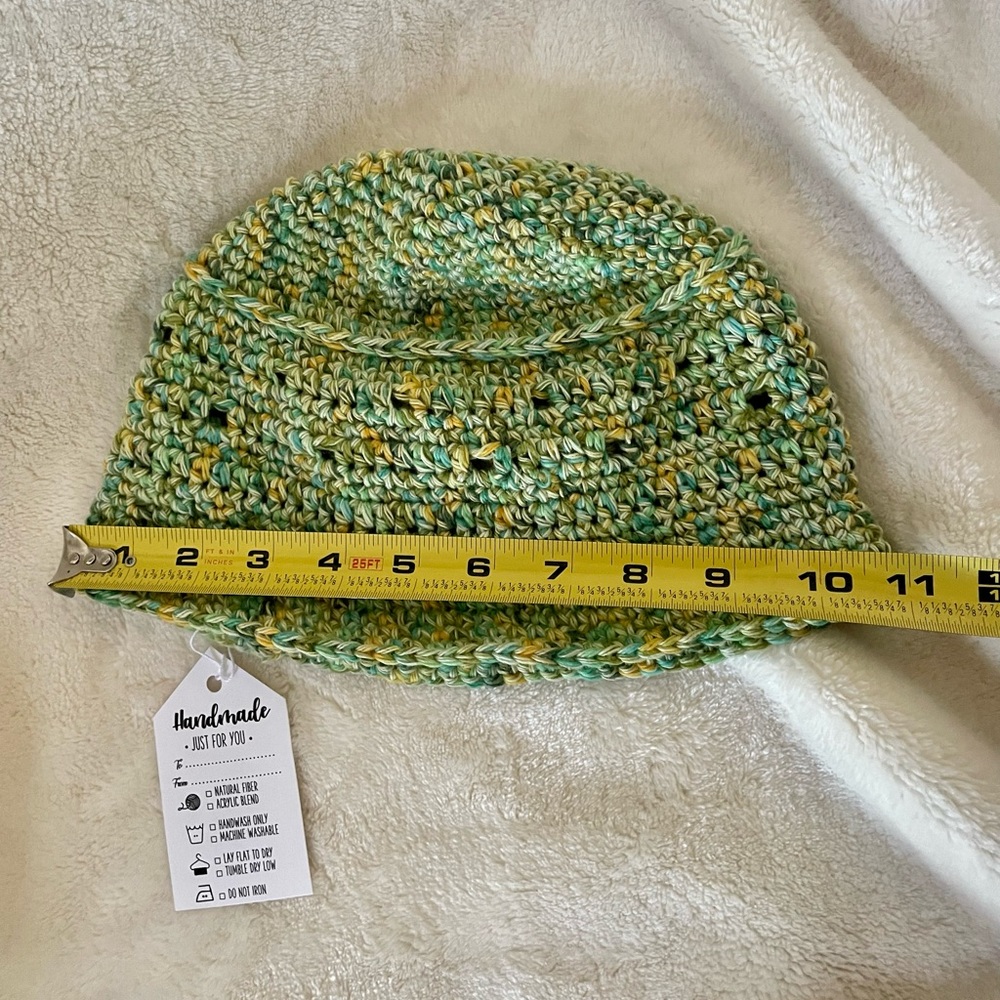 NEW!! Bucket hat - Picture 3 of 13